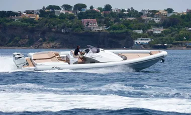gommone-py-yacht-py100