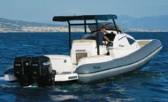 py-yacht-gommone-py10-cabin t-top