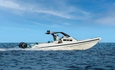 py-yacht-py110-gt-veloce